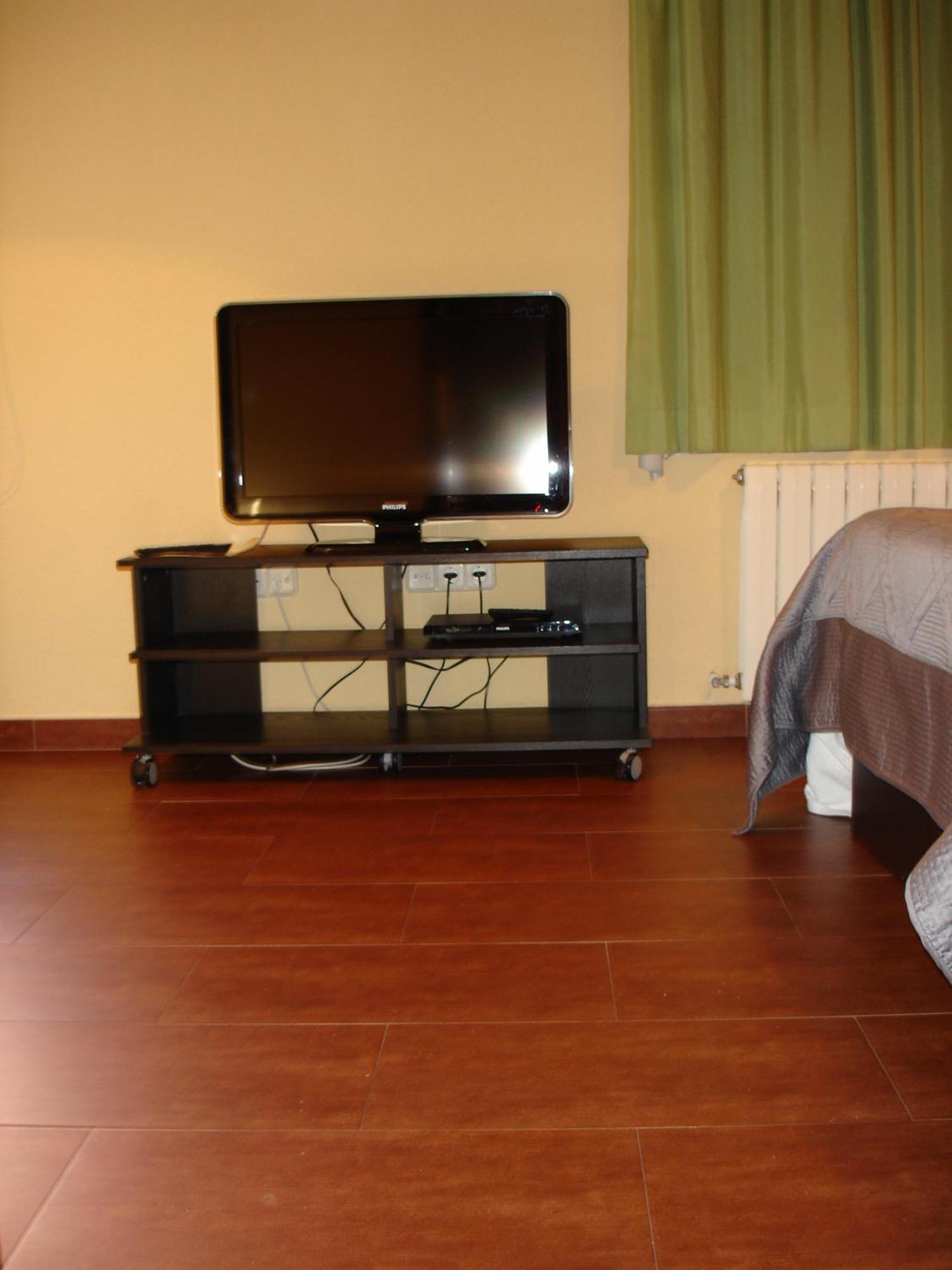 Hostal Puerta Bonita Vista Alegre Madrid Extérieur photo