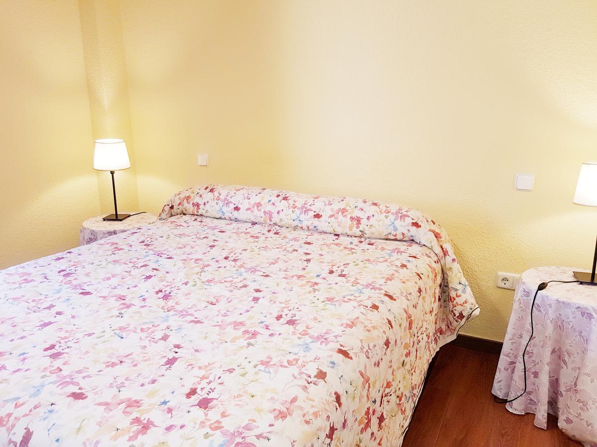 Hostal Puerta Bonita Vista Alegre Madrid Extérieur photo